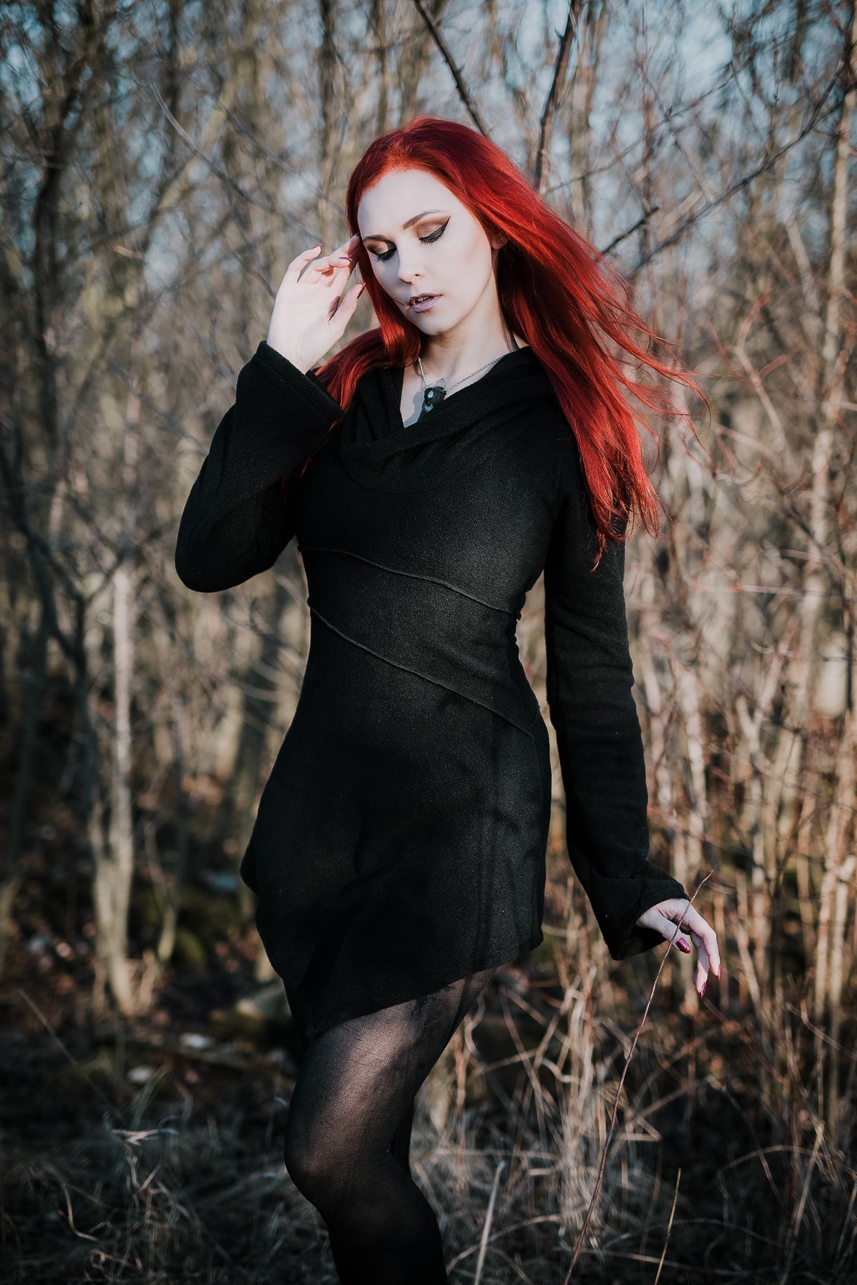 Schwarzer Elfen-Hoodie-Fleece-Mantel – Pixie-Hoodie mit Maxi-Haube