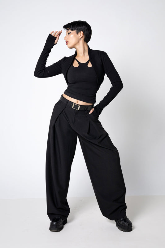 Maßgeschneiderte Baggy-Hosen mit weitem Bein - Faltenhose im Barrel-Stil