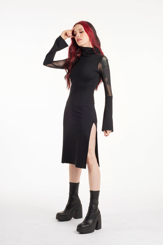 Sofia Turtleneck Midi-Kleid mit seitlichem Schlitz