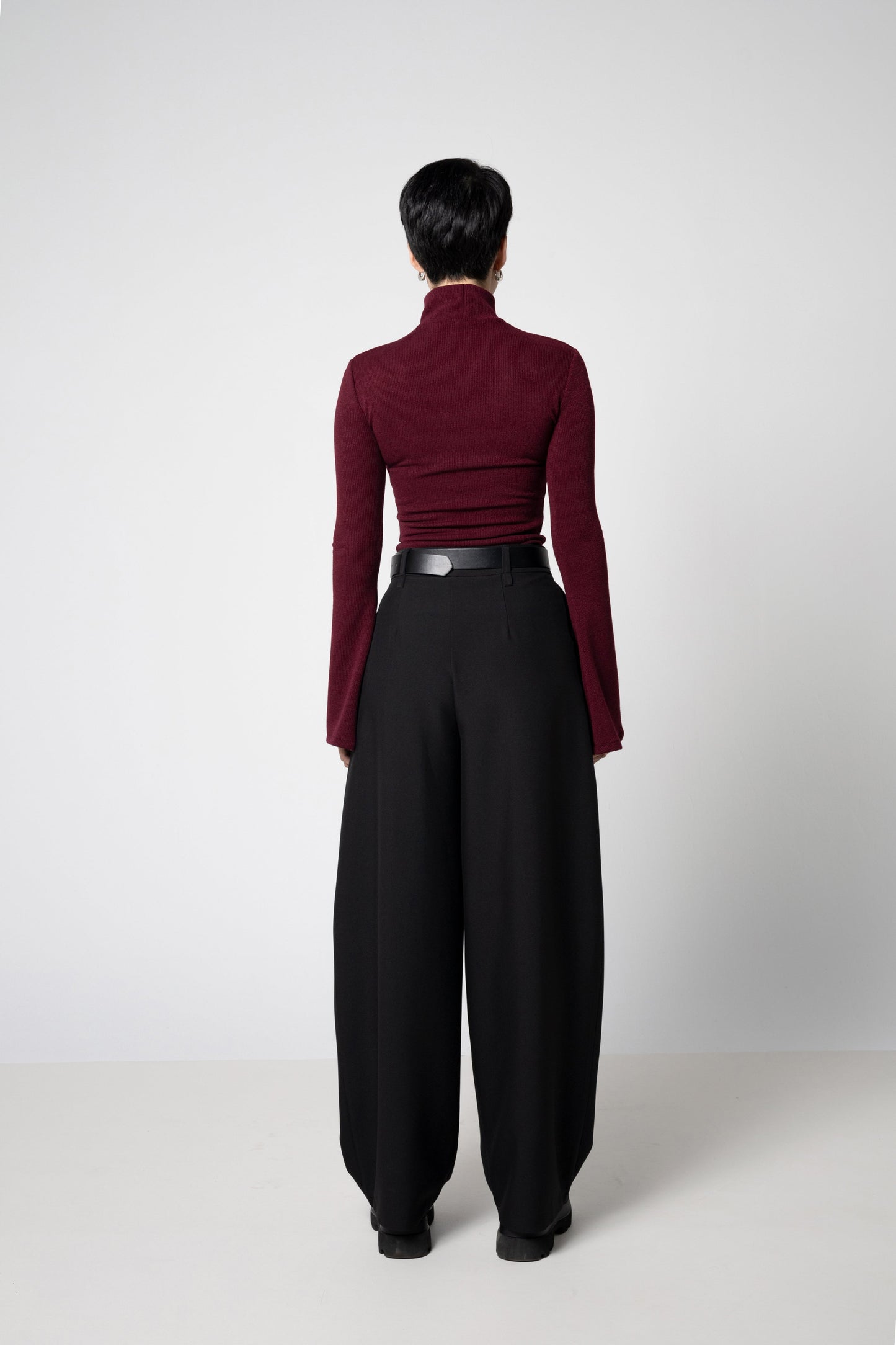 Weinfarbener Rippstrick-Turtleneck-Top mit Glockenärmeln – S bis 3XL
