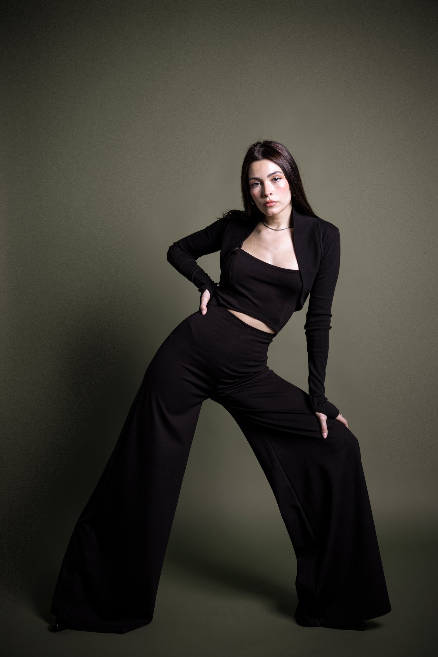 SET - GEMEINSAM KAUFEN UND SPAREN - Weit geschnittenes Jumpsuit + Bio-Baumwoll Shrug