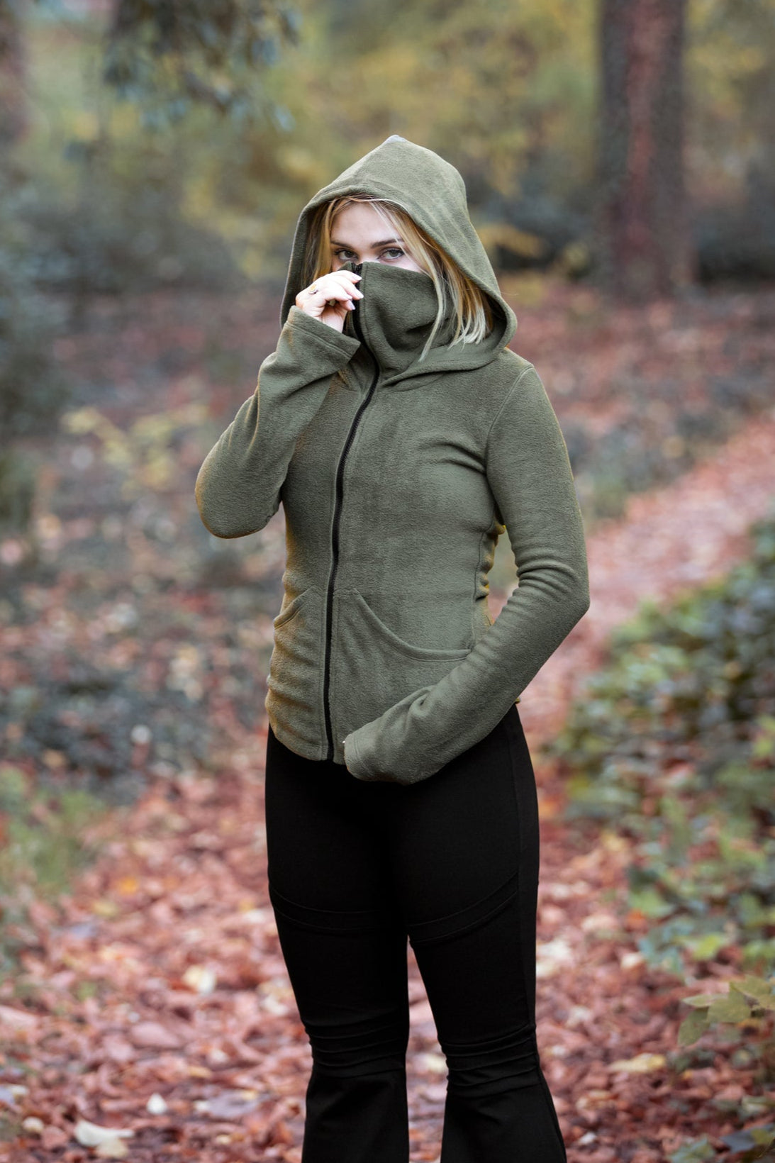 Grüne Ninja Kapuzen-Fleecejacke – Gothic Pixie Wintermantel mit Gesichtsmaske